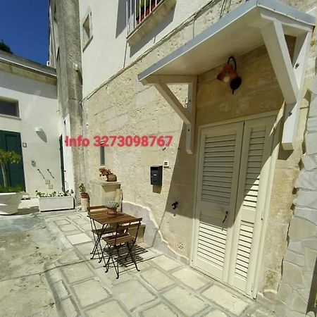 Casa Corte Della Liberta Uggiano La Chiesa Εξωτερικό φωτογραφία