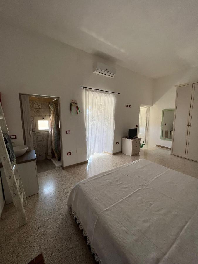 Casa Corte Della Liberta Uggiano La Chiesa Εξωτερικό φωτογραφία