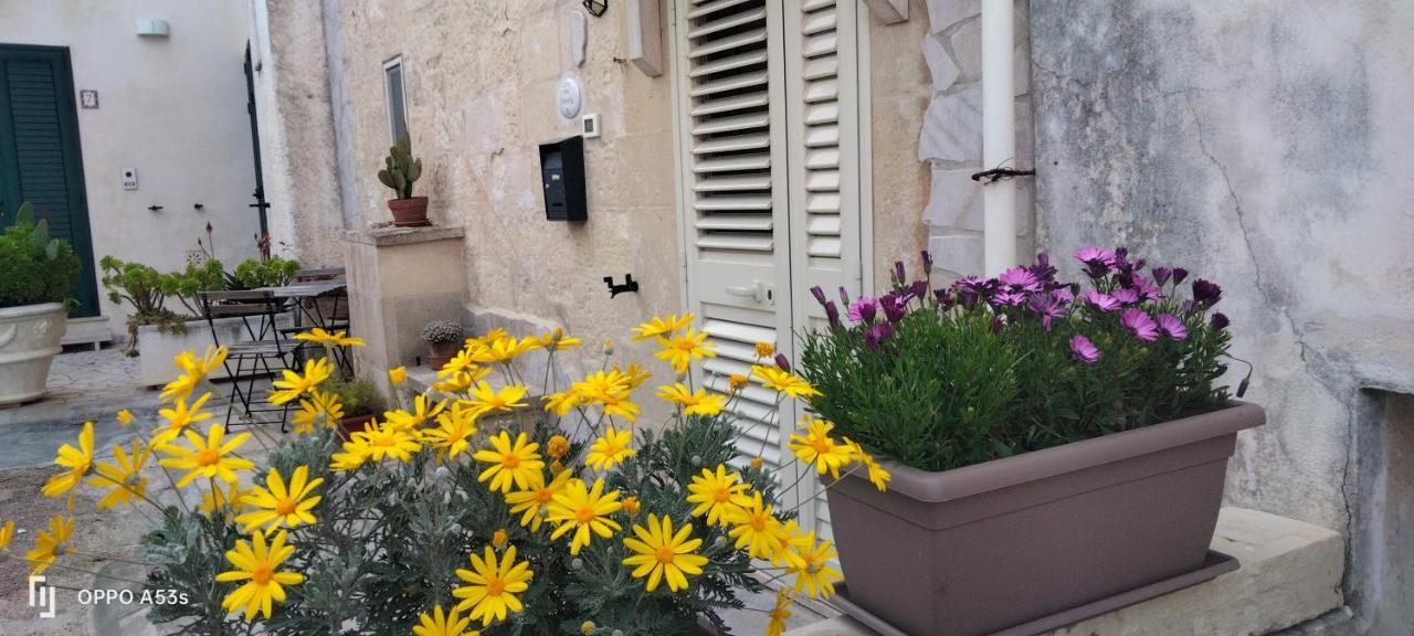Casa Corte Della Liberta Uggiano La Chiesa Εξωτερικό φωτογραφία